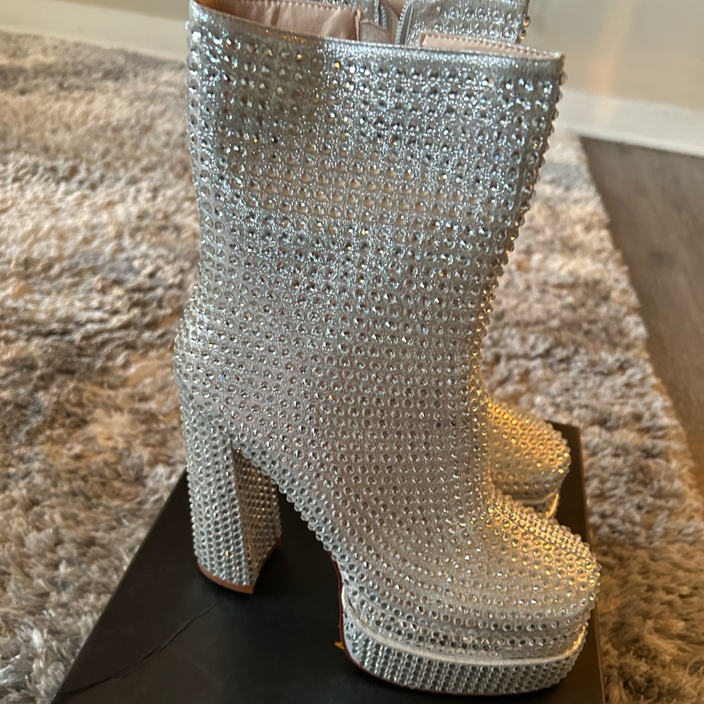 Silver Heeled Boots
